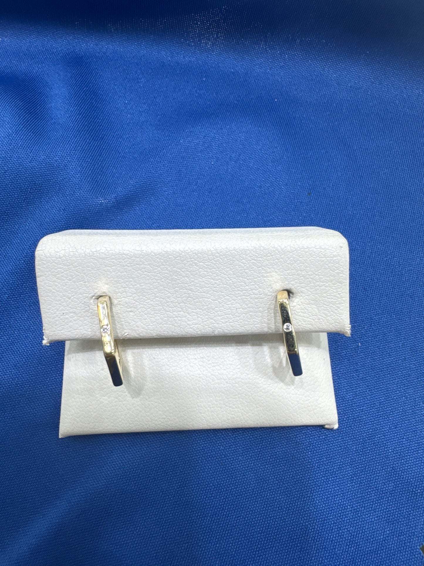 Aretes
