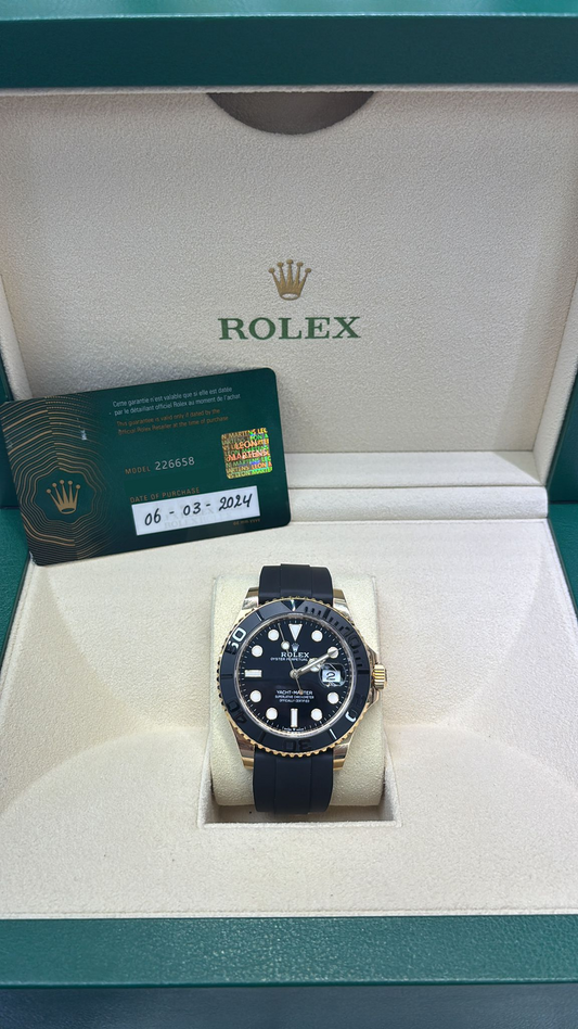 ROLEX YACHT-MASTER YELLOW-GOLD BLACK RUBBER STRAP 42MM - 226658