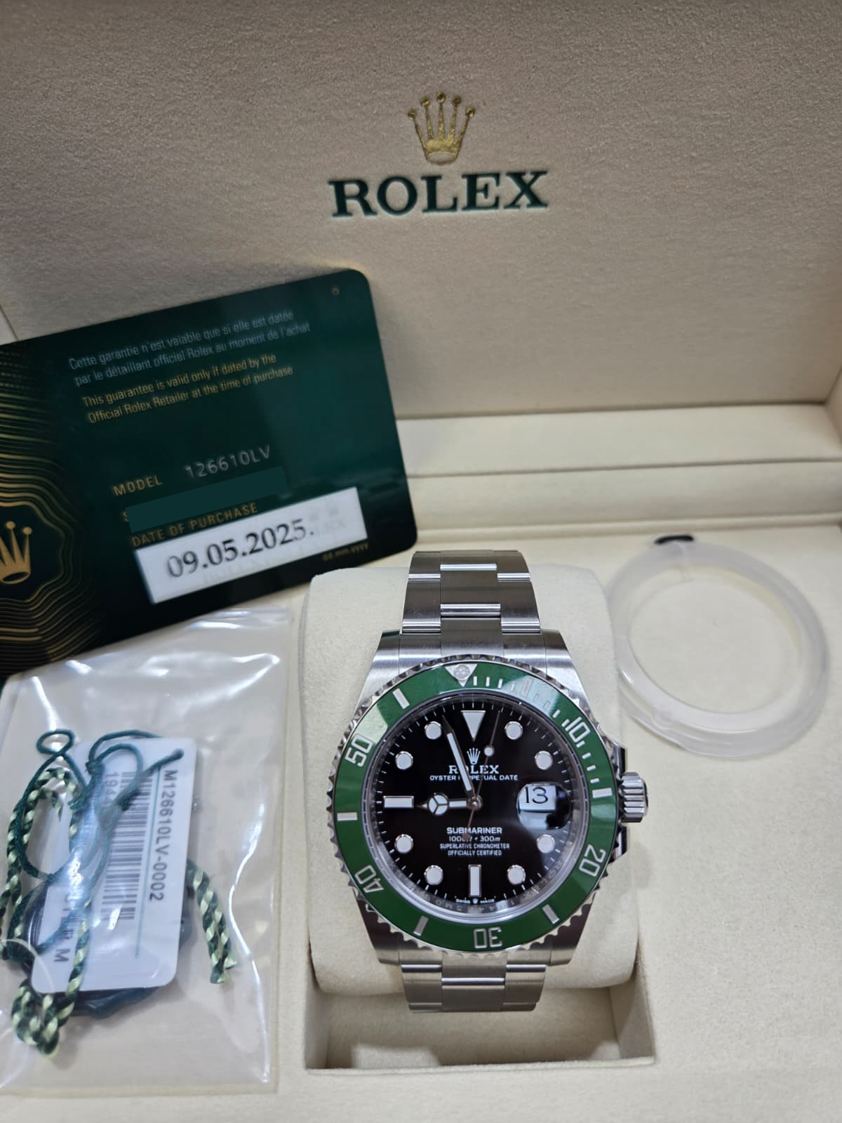 ROLEX SUBMARINER S/STEEL 40MM - 126610LV