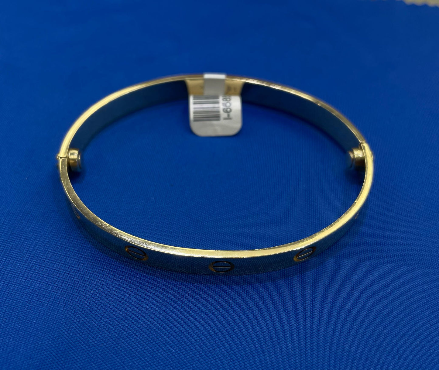 Bangle yellow gold