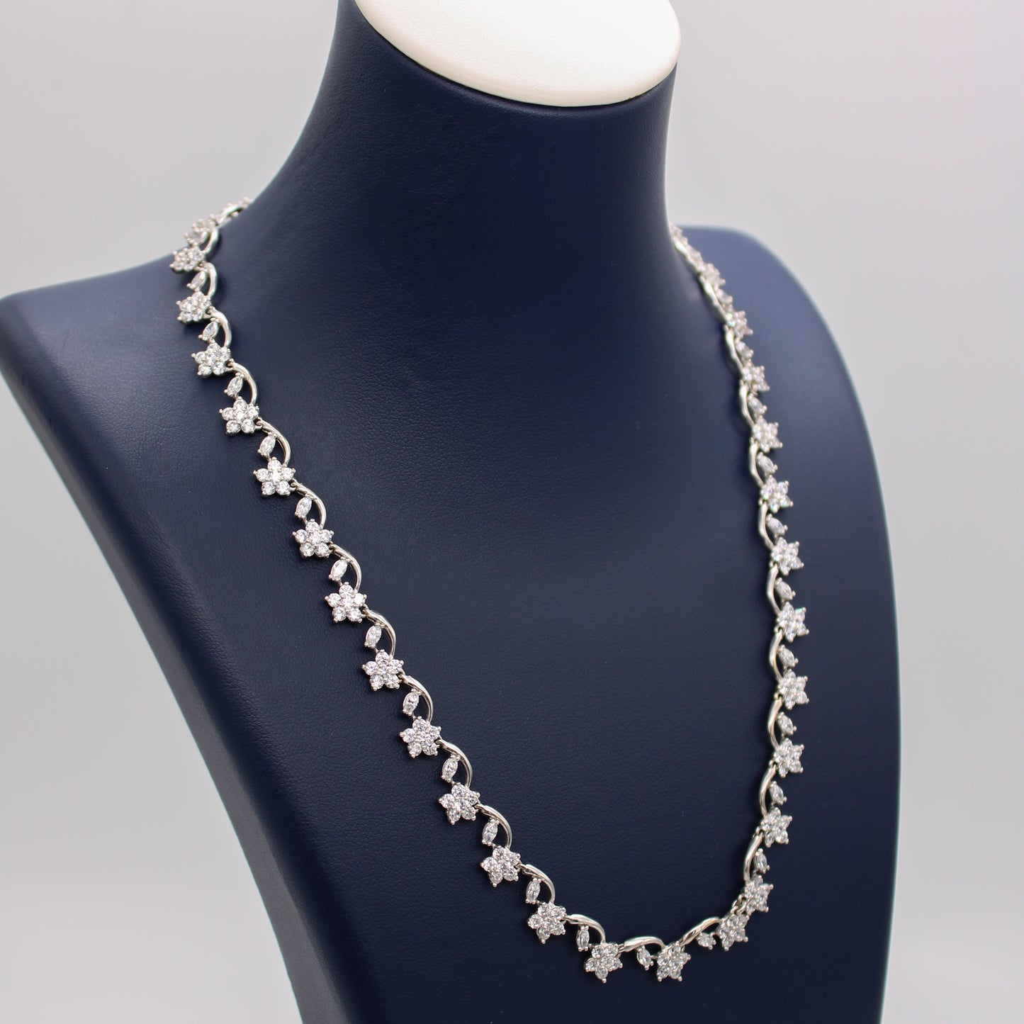 Women's Flower Necklace & Bracelet Set In 14K White Gold