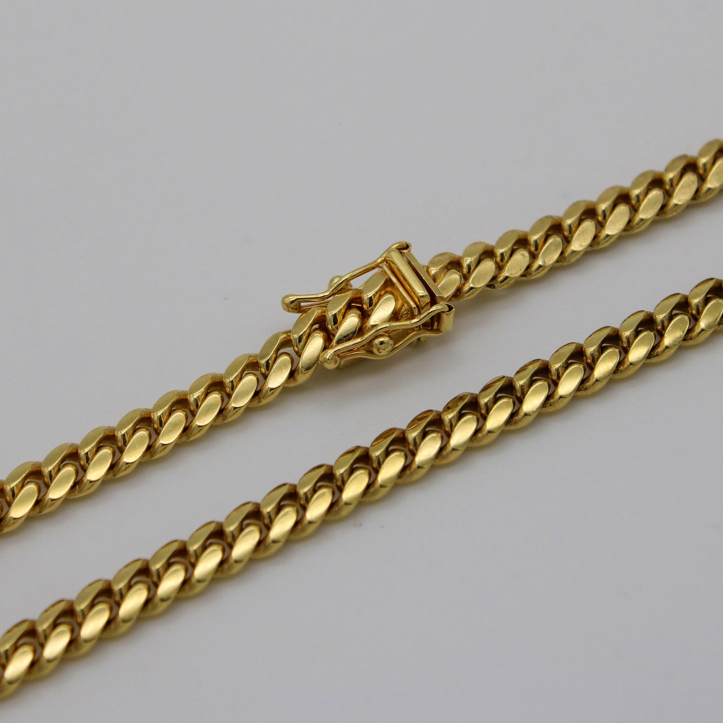 Cadena de eslabones cubanos de oro amarillo macizo de 14 quilates de 3 mm a 5 mm