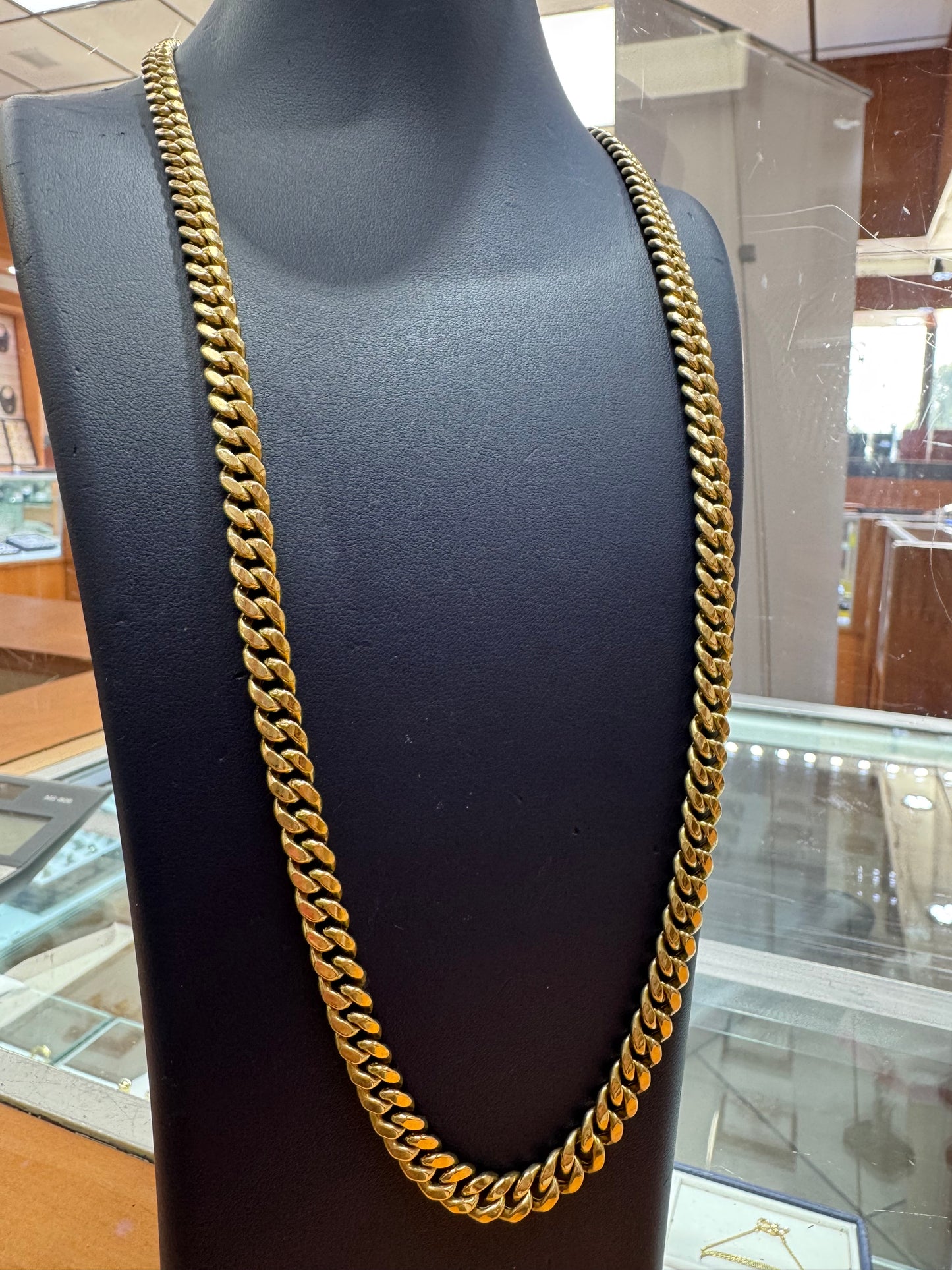 oferta chain hallow