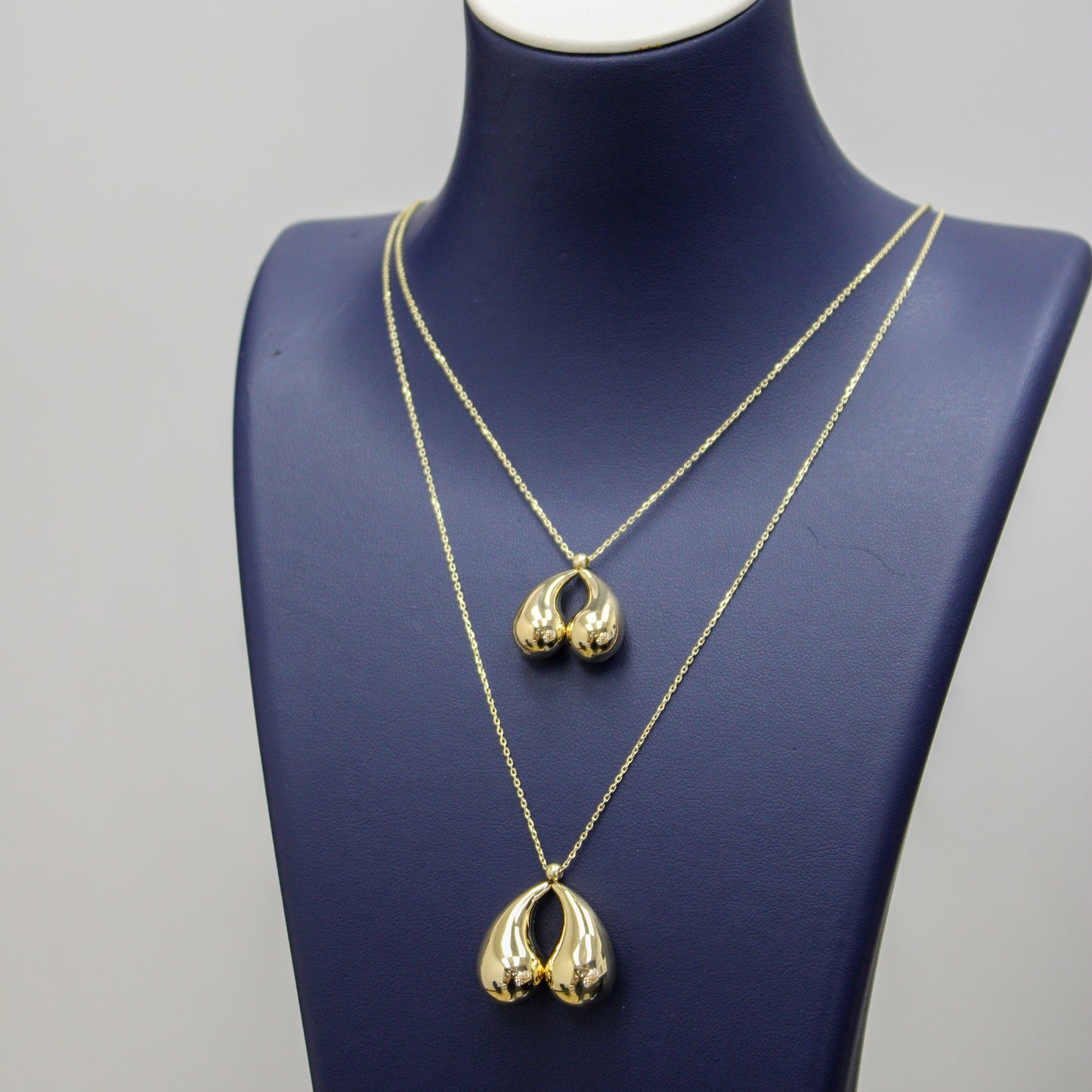 Teardrop Charm Necklace, Trendy Waterdrop Pair Necklace, In 14K Yellow Gold