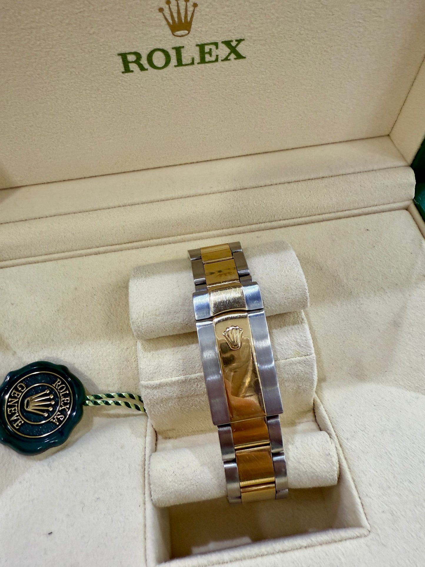 ROLEX DATEJUST TWO TONE CHAMPAGNE FACE 40MM - 116333