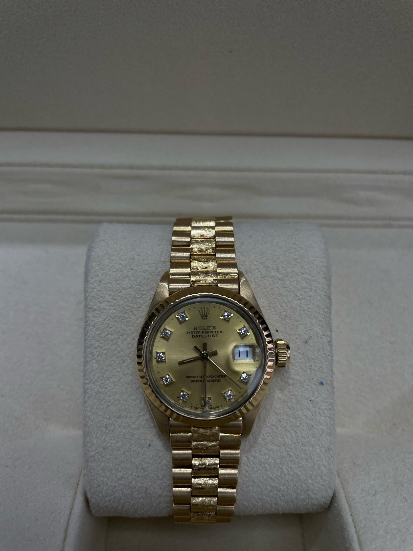ROLEX LADY DATEJUST 18K GOLD, DIAMOND NUMERALS 24MM - 6917
