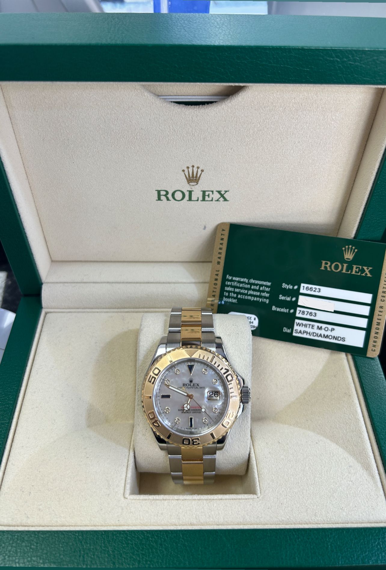 ROLEX YATCH MASTER, MOTHER OF PEARL DIAL 40MM - 16624