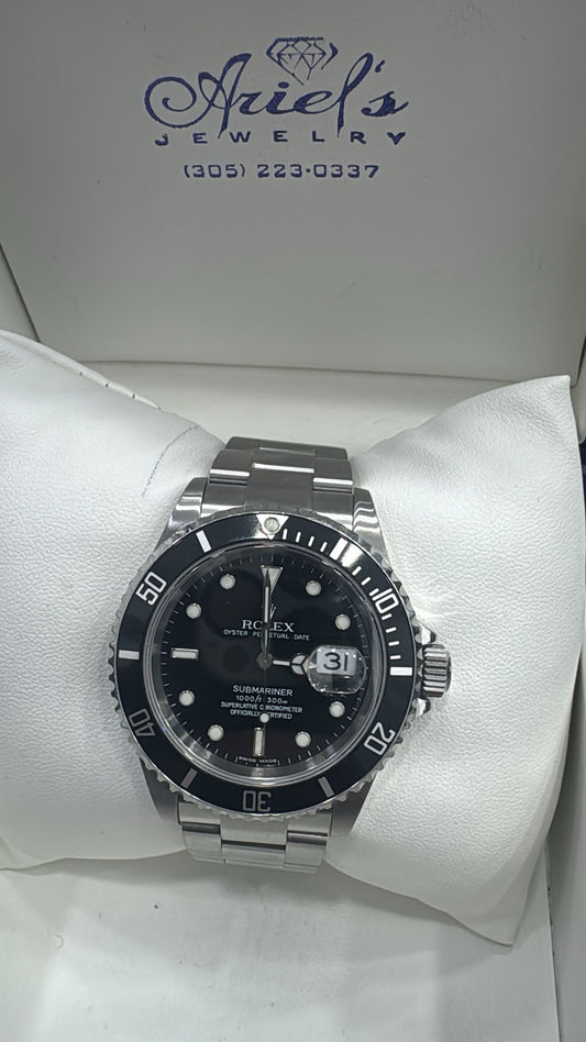 ROLEX SUBMARINER DATE-JUST 40MM - 16610