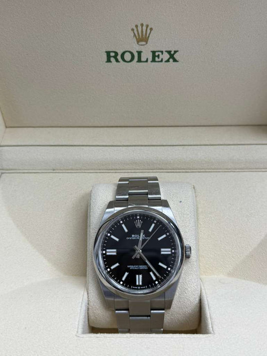 ROLEX OYSTER PERPETUAL BLACK DIAL 41MM - 124300