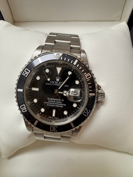 ROLEX SUBMARINER BLACK-FACE 40MM - 16610
