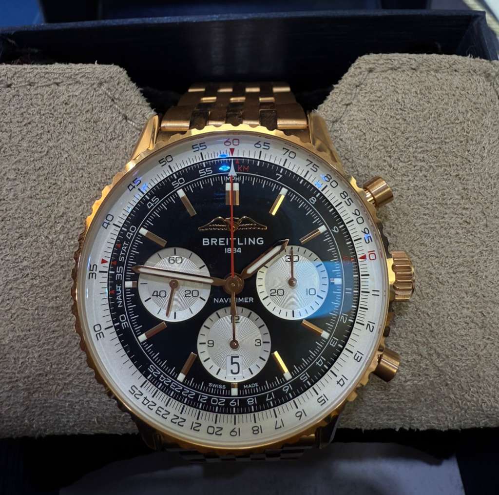 BREITLING NAVITIMER Rose Gold 18k 43mm - RB0138
