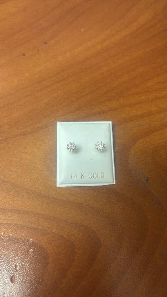Earring 14kt , 0.6 dwt