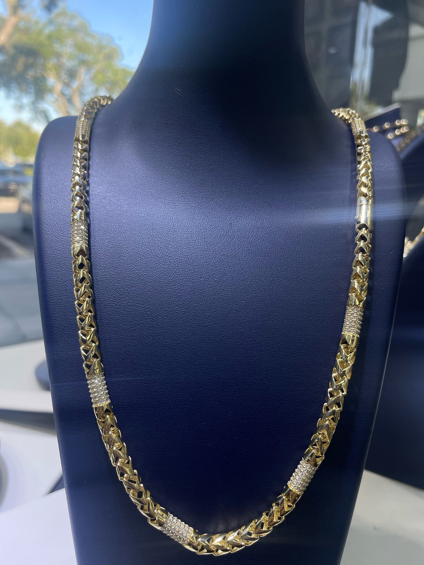 Chain fancy italian