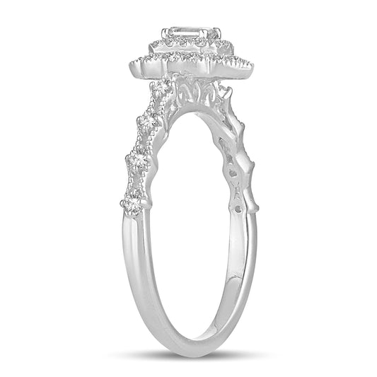Classic Splendor: 14K 0.50 CT Diamond Engagement Ring