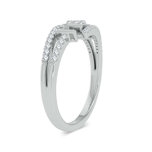 "Mom" Diamond Ring 10K White Gold 0.15 CT