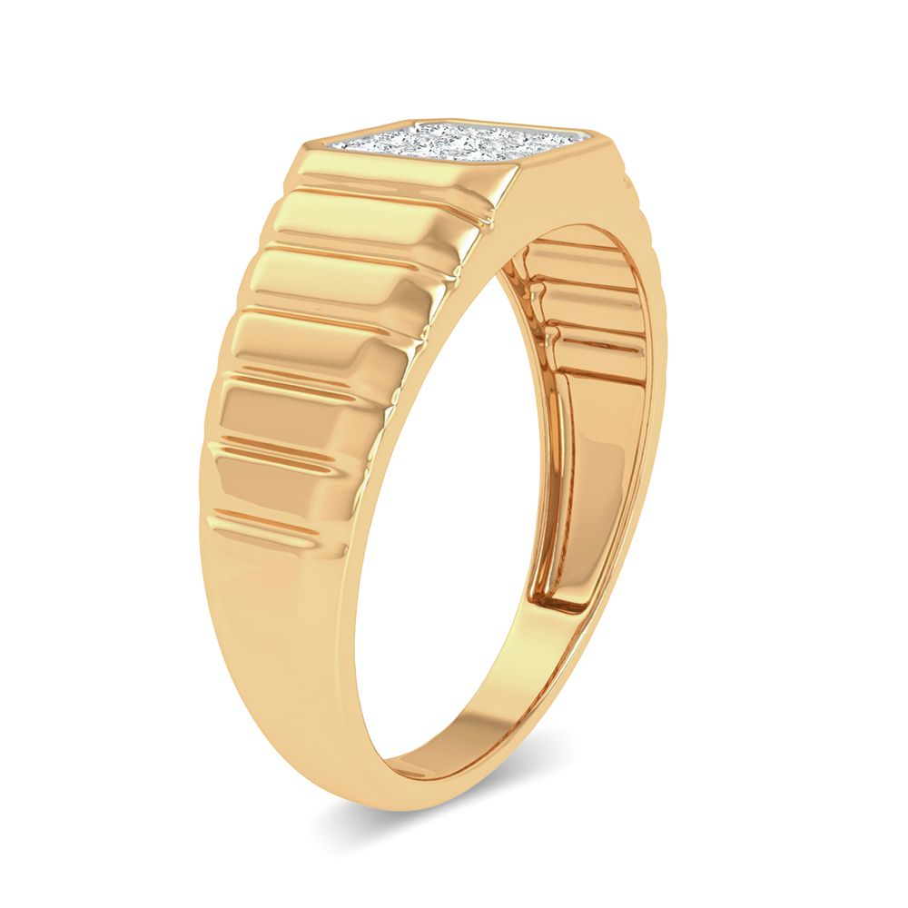 Anillo de hombre de oro amarillo de 10 quilates con diamantes de 0,15 quilates