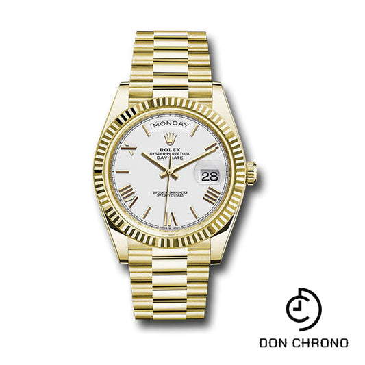 Reloj Rolex de oro amarillo Day-Date 40 - Bisel estriado - Esfera romana biselada blanca - Brazalete presidencial - 228238 wrp