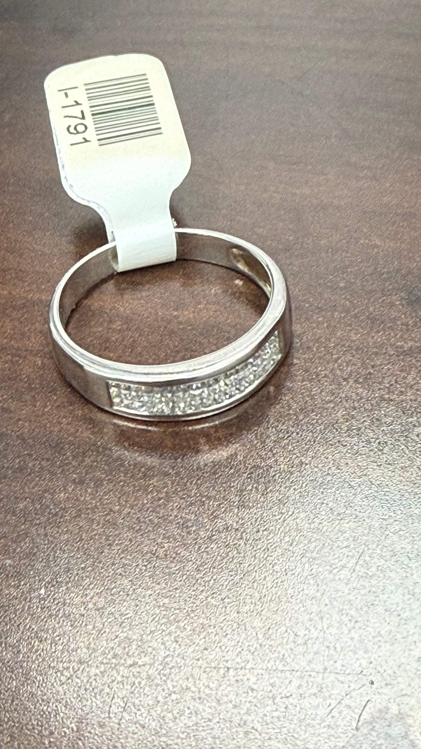 RING WHITE GOLD W. DTE