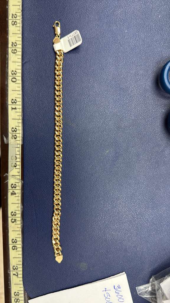Bracelet
