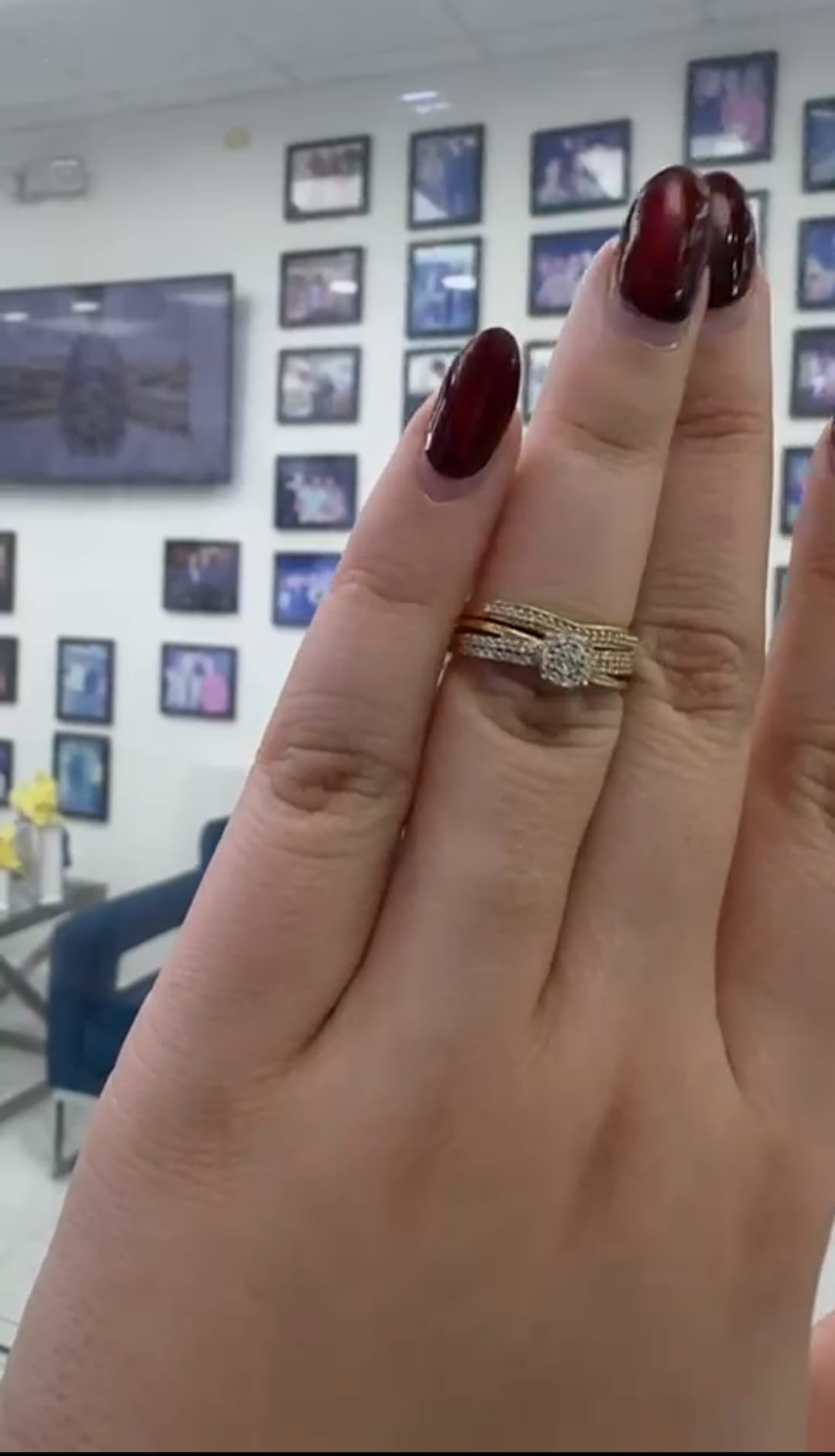 Ring engagement