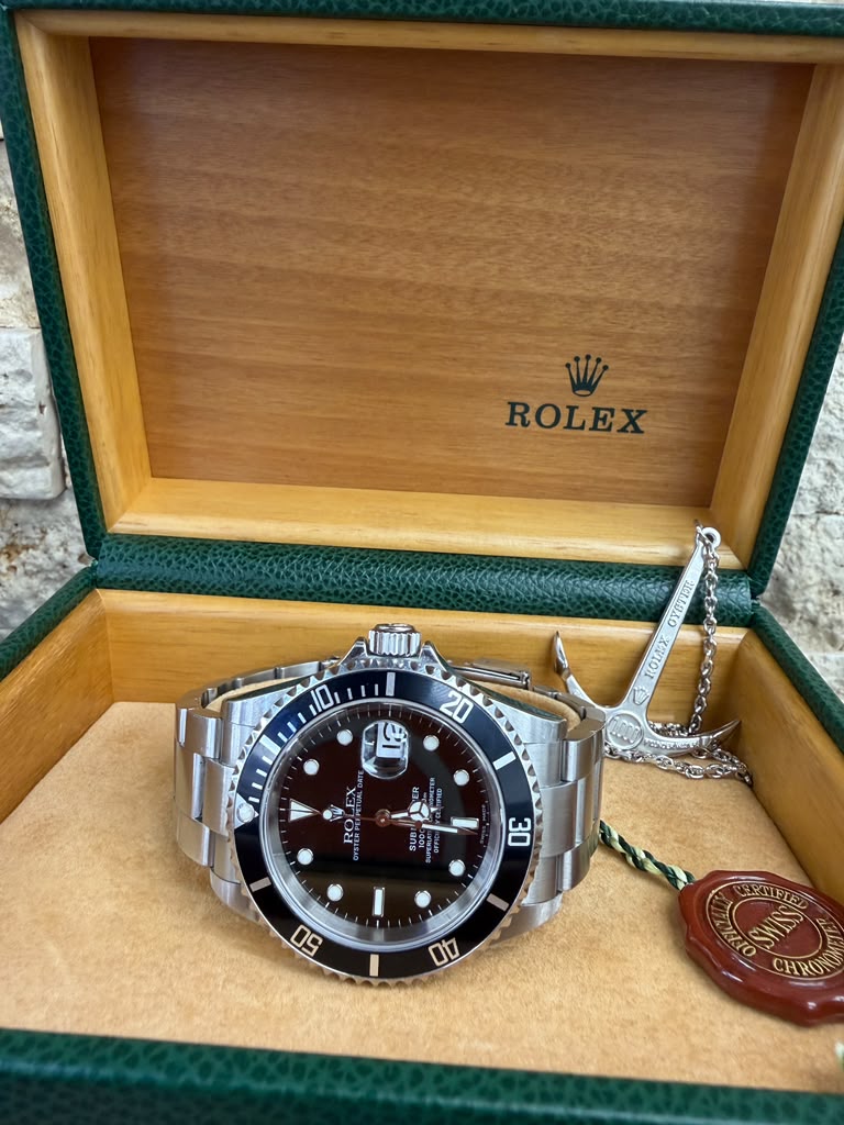 ROLEX SUBMARINER DATE-40MM-16610