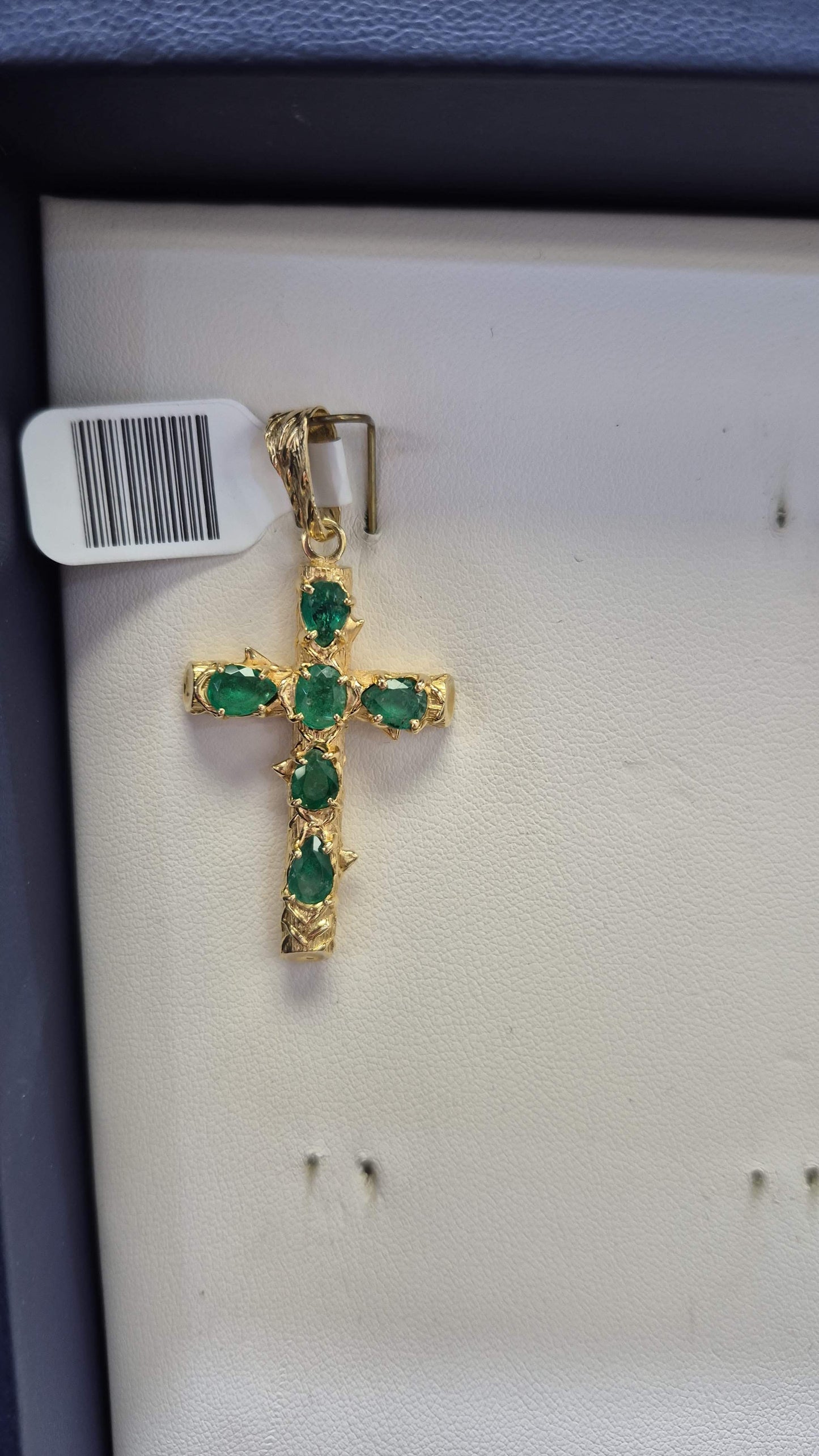 cruz emerald