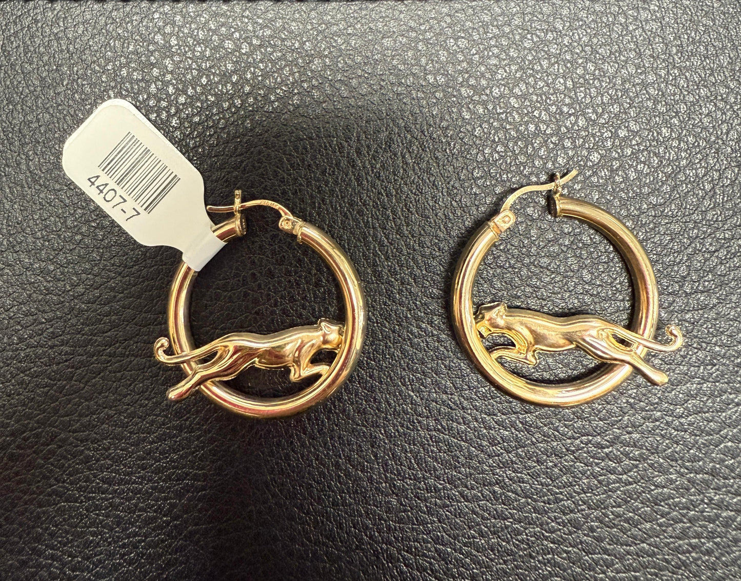 Set of earrings