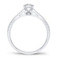 Elegancia luminosa" - Anillo de diamantes de 0,09 quilates en oro blanco de 10 quilates