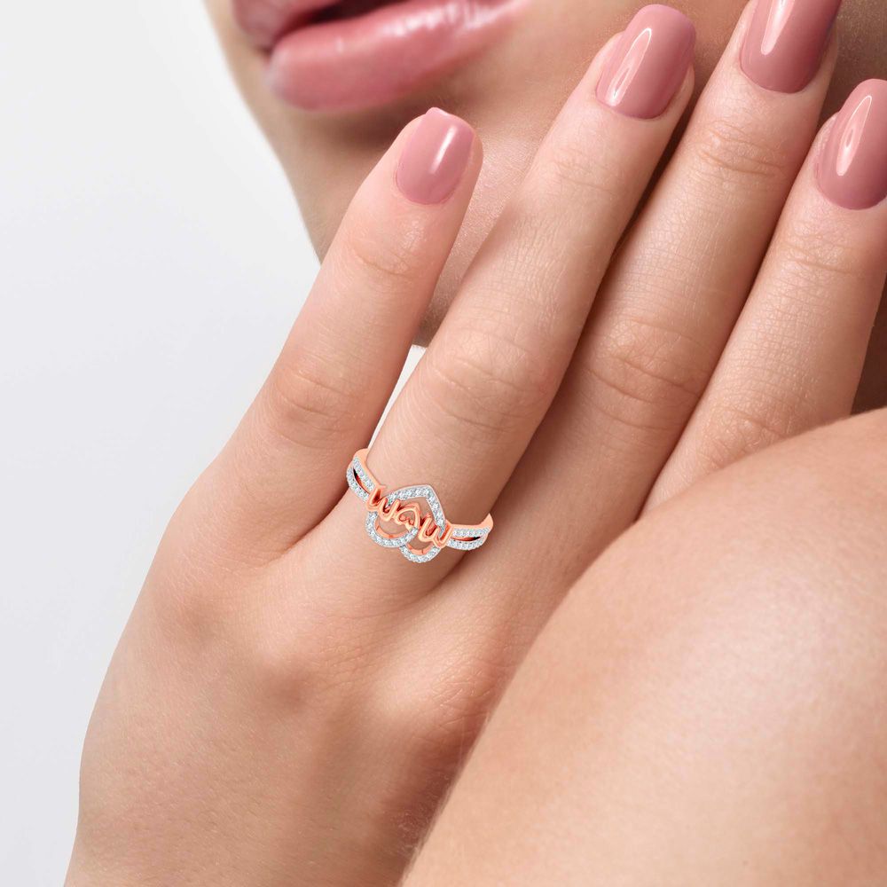 Anillo de diamantes de 0,20 quilates en oro rosa de 10 quilates entrelazado con corazones "mamá"